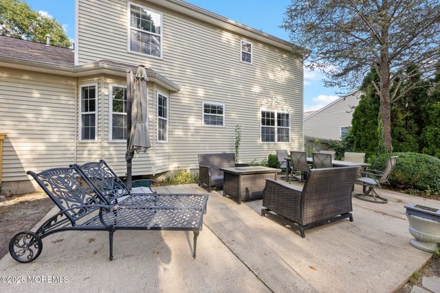 261 Wave Road, Manahawkin, NJ 08050