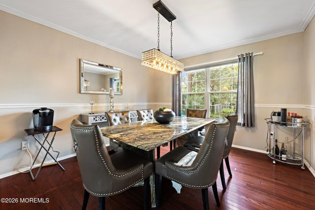 261 Wave Road, Manahawkin, NJ 08050