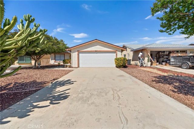 2300 El Grande, Hemet, CA 92545