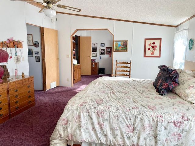 8 Bison Circle, Moriarty, NM 87035