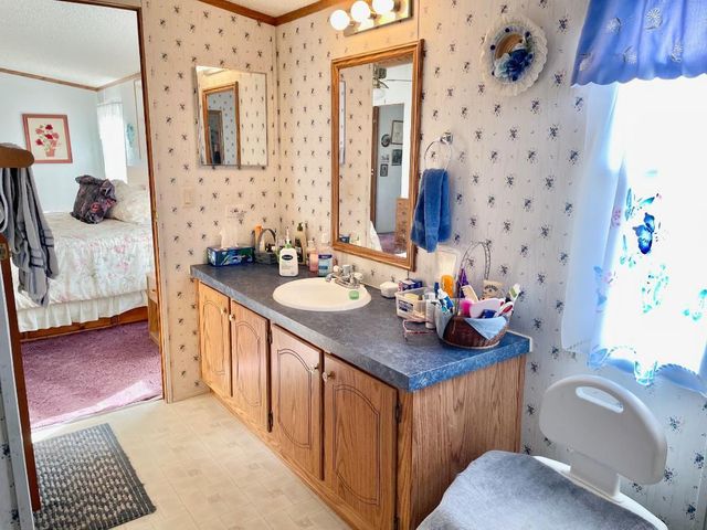 8 Bison Circle, Moriarty, NM 87035