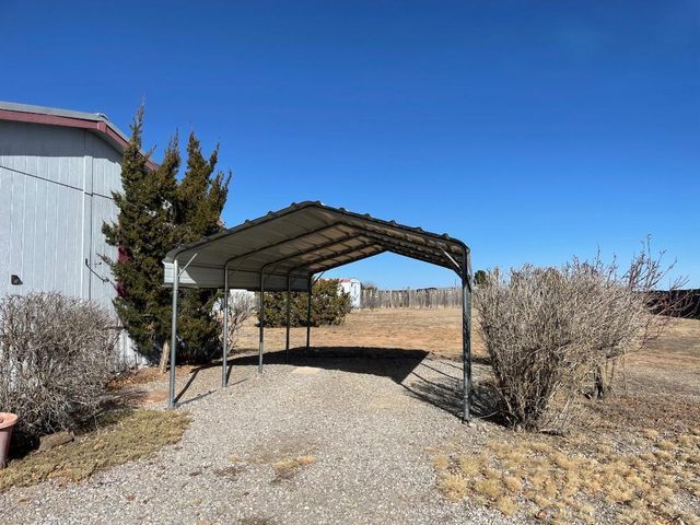 8 Bison Circle, Moriarty, NM 87035