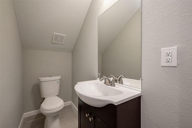 4741 Bricker St, Houston, TX 77033