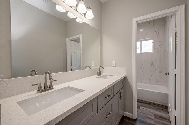 4741 Bricker St, Houston, TX 77033