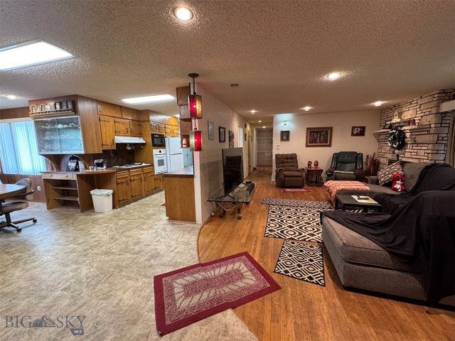 2301 Banks Avenue, Butte, MT 59701