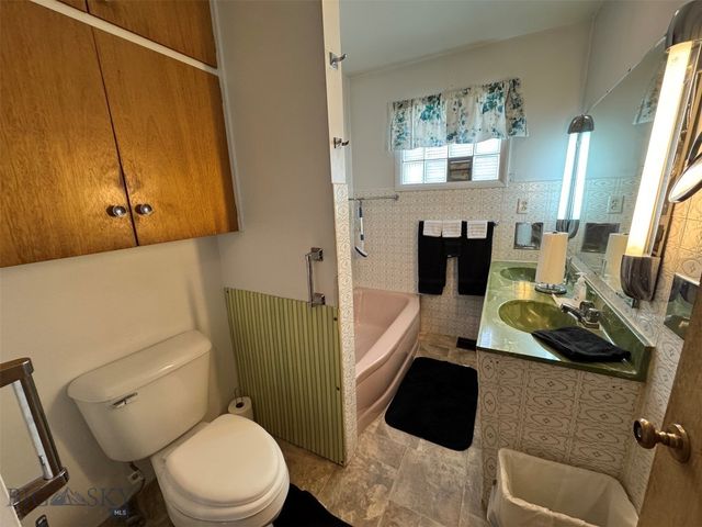 2301 Banks Avenue, Butte, MT 59701