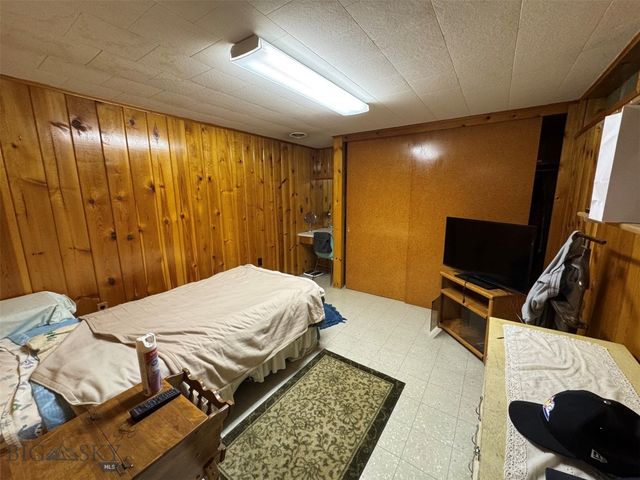 2301 Banks Avenue, Butte, MT 59701