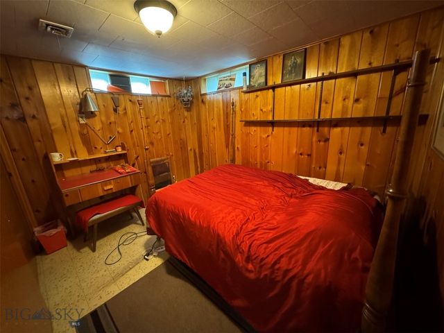 2301 Banks Avenue, Butte, MT 59701