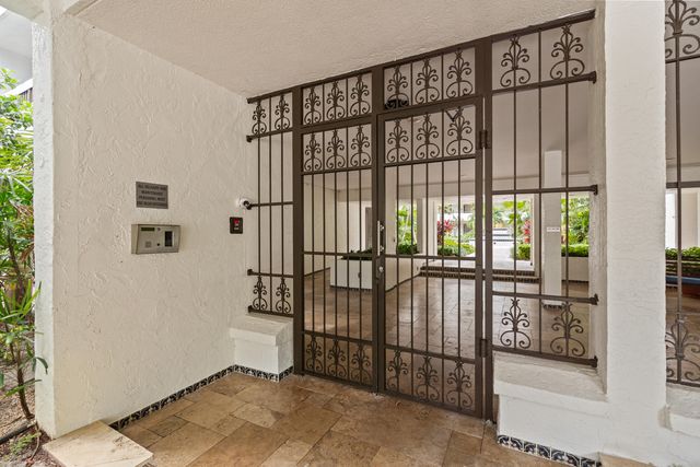23200 Camino Del Mar 603, Boca Raton, FL 33433