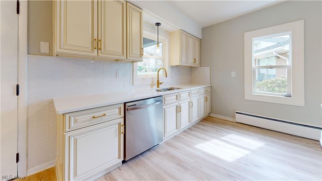 124 Stardust Drive, Wintersville, OH 43953