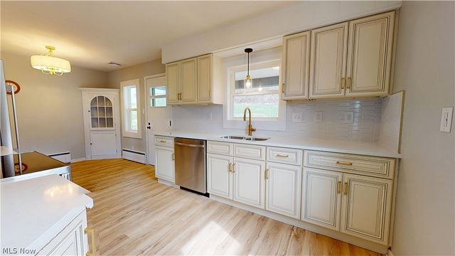 124 Stardust Drive, Wintersville, OH 43953