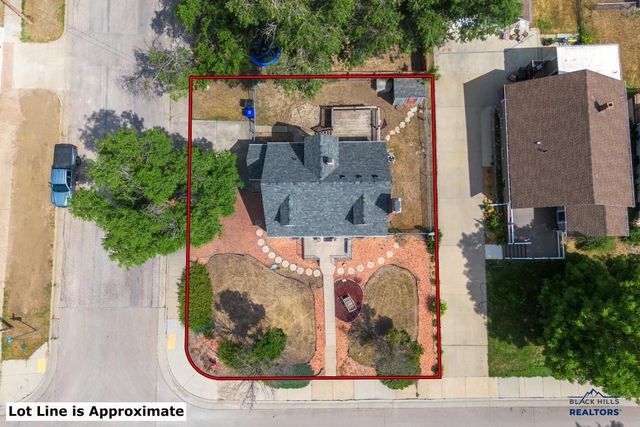 530 ST CHARLES, Rapid City, SD 57701