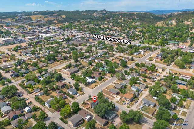 530 ST CHARLES, Rapid City, SD 57701