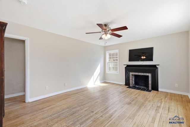 530 ST CHARLES, Rapid City, SD 57701