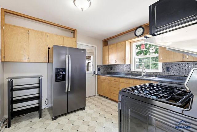 530 ST CHARLES, Rapid City, SD 57701