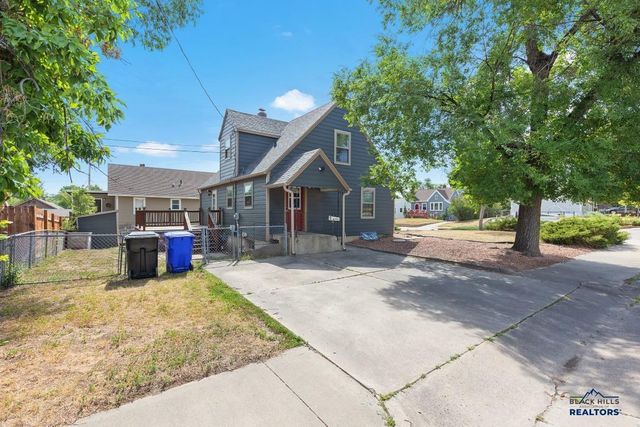 530 ST CHARLES, Rapid City, SD 57701