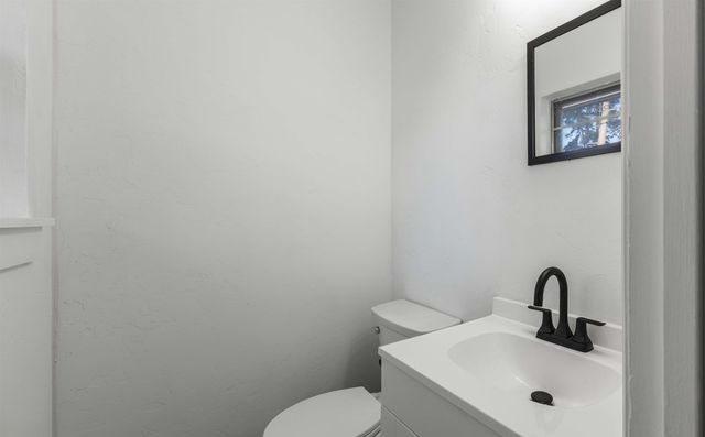 2614 S Lilly St, Longview, TX 75602