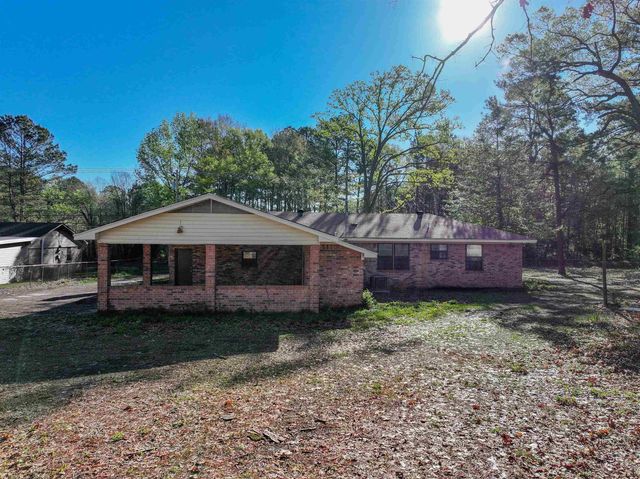 2614 S Lilly St, Longview, TX 75602