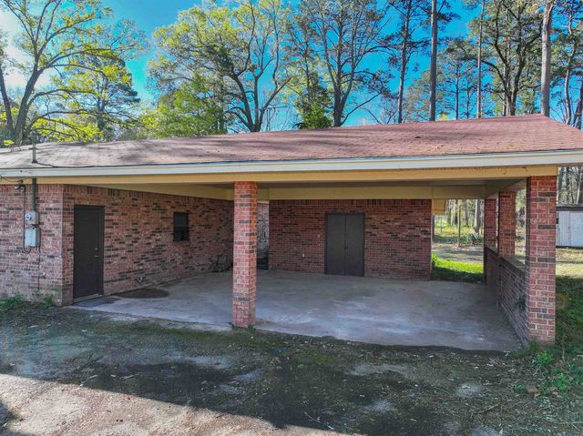 2614 S Lilly St, Longview, TX 75602