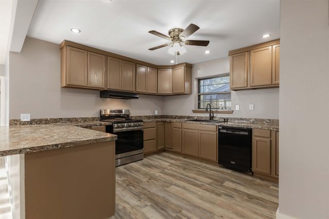 2614 S Lilly St, Longview, TX 75602