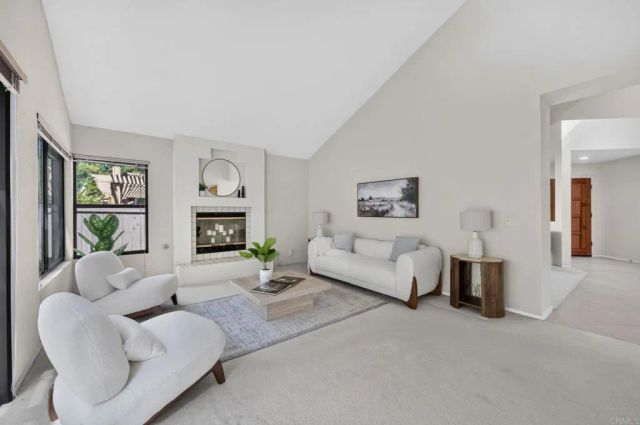 12639 Calle Charmona, San Diego, CA 92128