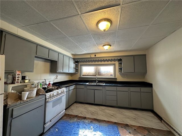 7024 Hermitage St, Homewood Brushton, PA 15208