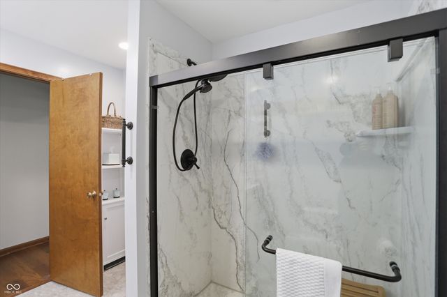 863 W Ashbourne Lane, Greenwood, IN 46142