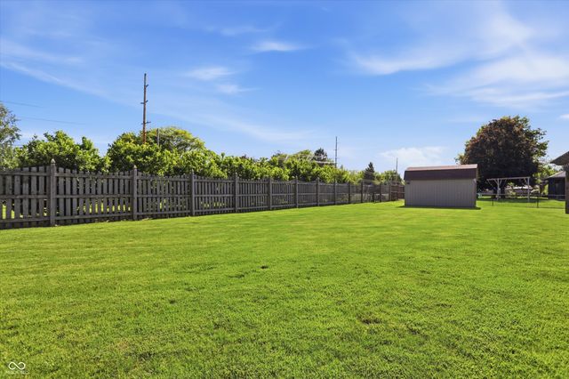 863 W Ashbourne Lane, Greenwood, IN 46142