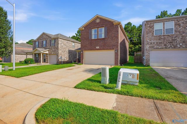 194 Green Garden Drive, Harvest, AL 35749