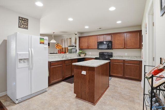 194 Green Garden Drive, Harvest, AL 35749