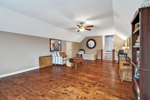 103 Peachtree St, White House, TN 37188