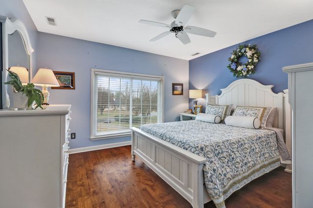 103 Peachtree St, White House, TN 37188