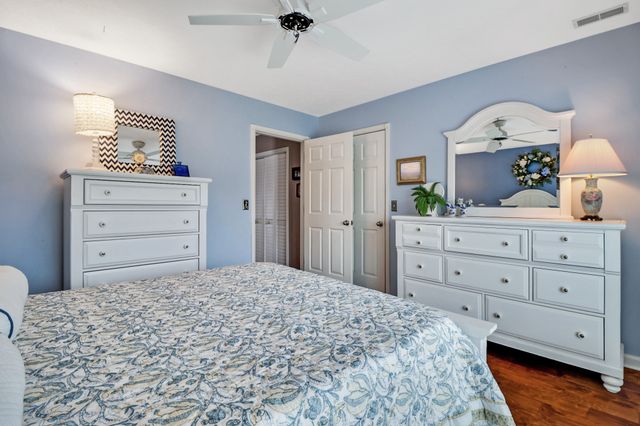 103 Peachtree St, White House, TN 37188