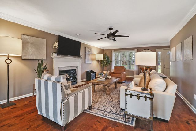 103 Peachtree St, White House, TN 37188