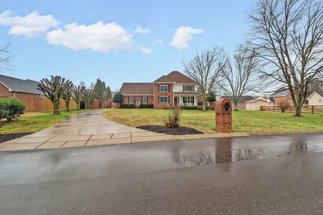 103 Peachtree St, White House, TN 37188