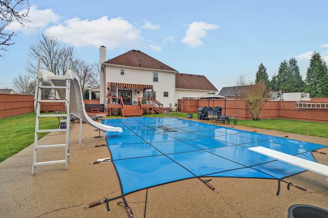 103 Peachtree St, White House, TN 37188