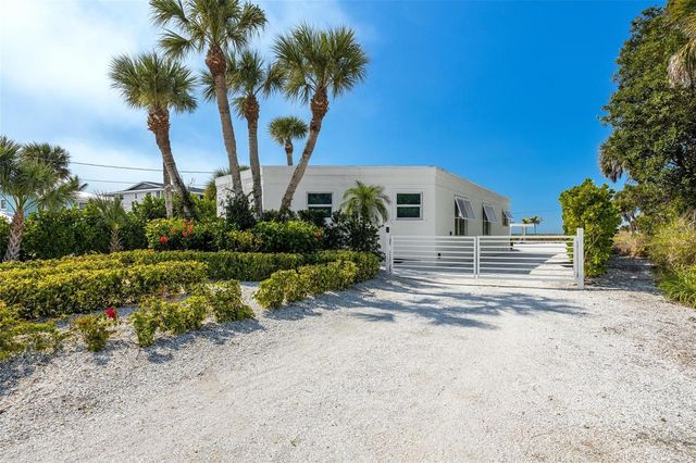 2740 N BEACH ROAD B, Englewood, FL 34223