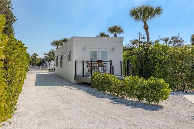 2740 N BEACH ROAD B, Englewood, FL 34223