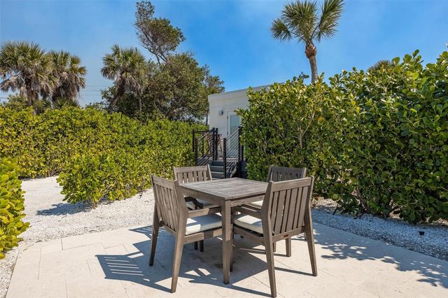 2740 N BEACH ROAD B, Englewood, FL 34223