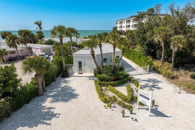 2740 N BEACH ROAD B, Englewood, FL 34223