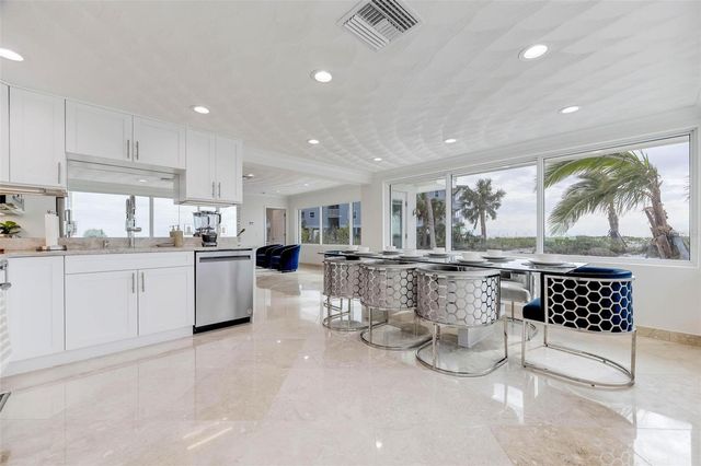 2740 N BEACH ROAD B, Englewood, FL 34223