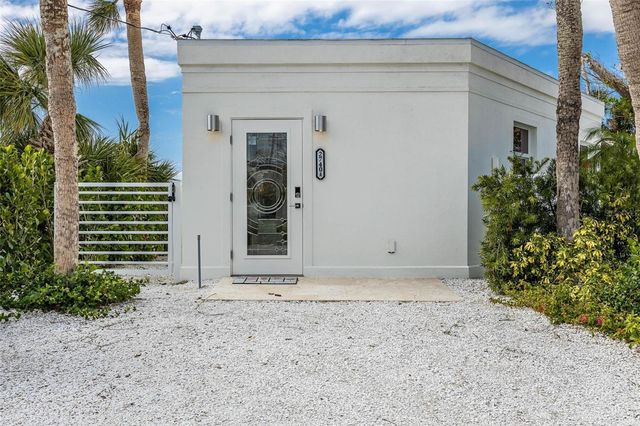 2740 N BEACH ROAD B, Englewood, FL 34223
