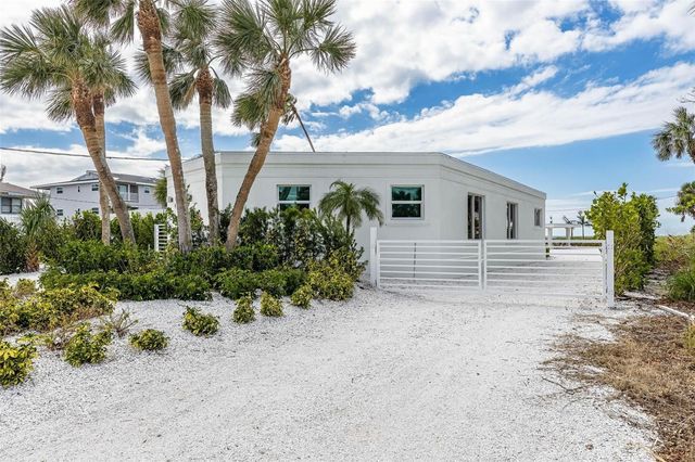 2740 N BEACH ROAD B, Englewood, FL 34223