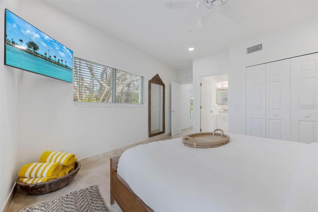 2740 N BEACH ROAD B, Englewood, FL 34223