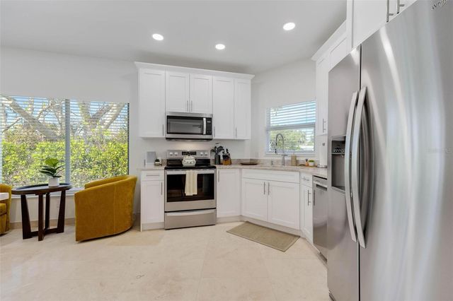 2740 N BEACH ROAD B, Englewood, FL 34223