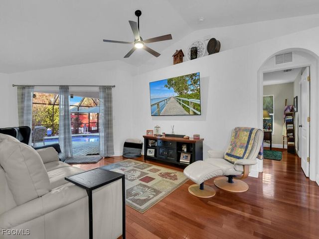 4666 San Antonio LN, Bonita Springs, FL 34134