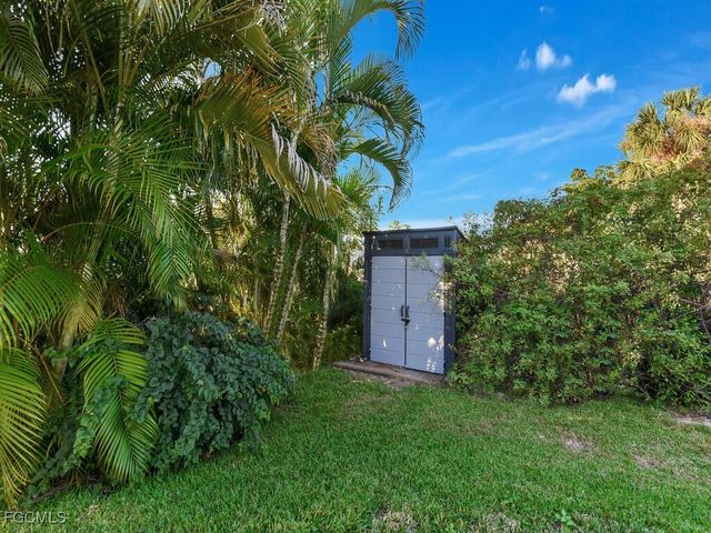 4666 San Antonio LN, Bonita Springs, FL 34134