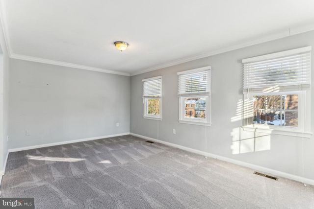 8624 BURLING WOOD DR, Springfield, VA 22152