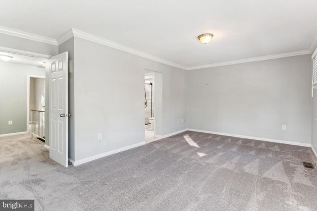 8624 BURLING WOOD DR, Springfield, VA 22152