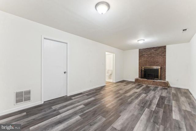 8624 BURLING WOOD DR, Springfield, VA 22152